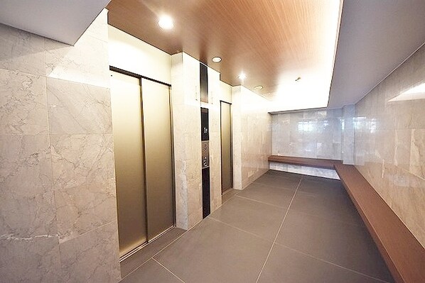 河田町ガーデン クラブフロアの物件内観写真